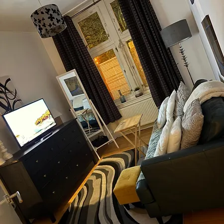 Traditional Glasgow Tenement Excellent Location Buitenkant foto